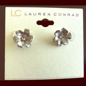 NEW! Lauren Conrad Floral Earrings